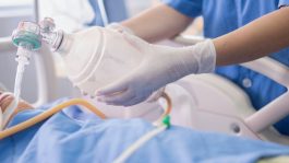 Потрошувачката на кислород во болниците во април се очекува да се зголеми за 50%