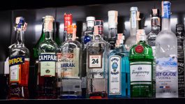 Во 2010-та над 5 литри, а во 2018-та, Македонците пијат и над 6 литри алкохол