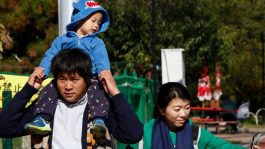 Кина дозволи до три деца по семејство