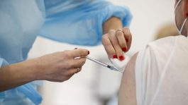 Европската агенција апелира да се забрза вакцинацијата