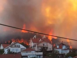 Во Македонија горат најмалку 10 пожари, а се гаснат со хеликоптери од соседните земји