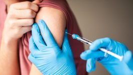 Која вакцина произведува најмногу антитела, „Pfizer“, „AstraZeneca“, „Sinofarm“, или „СПУТНИК-V“?