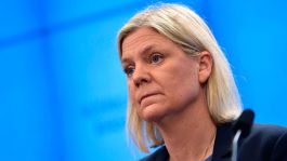 Шведска во ист ден доби нова премиерка, а после неколку часа беше поднесена и нејзината оставка