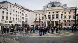 Во Словачка предложено полицискиот час да се продолжи до 16 декември